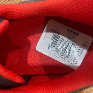 Kobe Protro Mens size 9